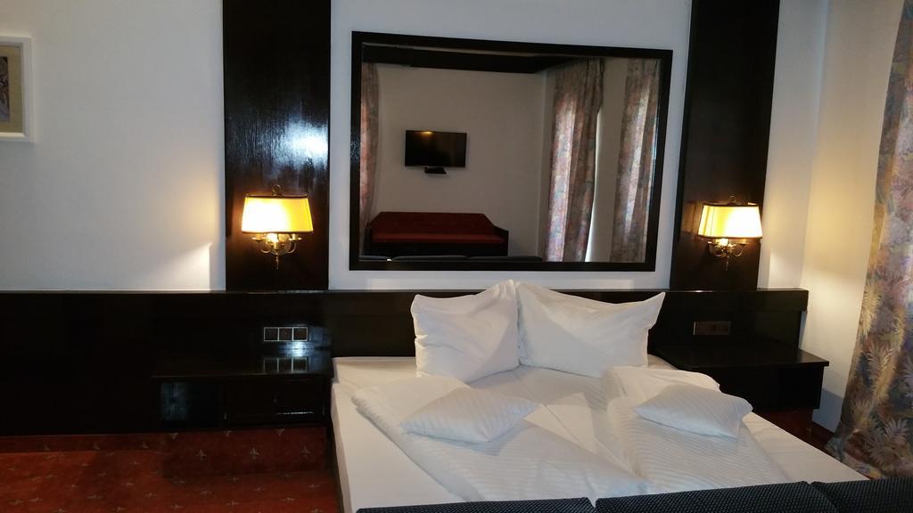 Conacul Balta Alba Hotel Bagian luar foto