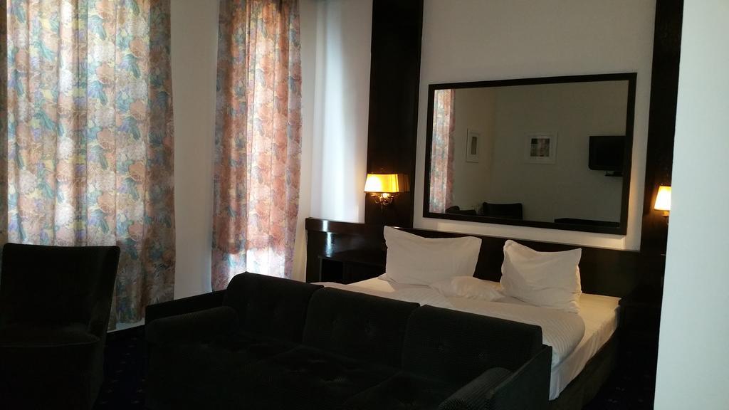 Conacul Balta Alba Hotel Bagian luar foto